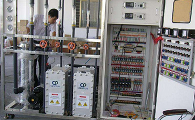 電子超純水設備出水水質符合美國ASTM純水水質標準、我國電子工業部電子級水質技術標準(18MΩ.cm、15MΩ.cm、10MΩ.cm、2MΩ.cm、0.5MΩ.cm五級標準)、我國電子工業部高純水水質試行標準、美國半導體工業用純水指標、日本集成電路水質標準、國內外大規模集成電路水質標準。<br />
